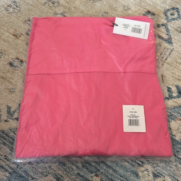 NWT WeWoreWhat Cowl satin charmeuse midi dress Size 6 Hot Pink - Picture 4 of 5